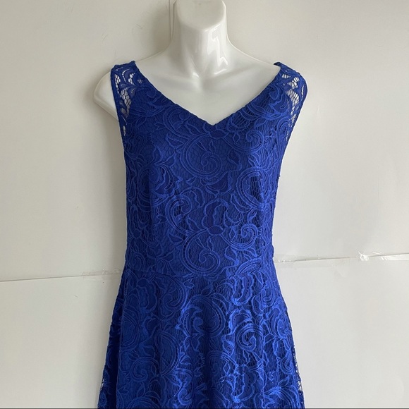 Dressy star lace dress - Picture 2 of 8